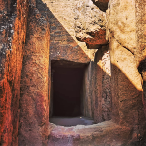 El Torcal con una guía y visita de los dolmenes