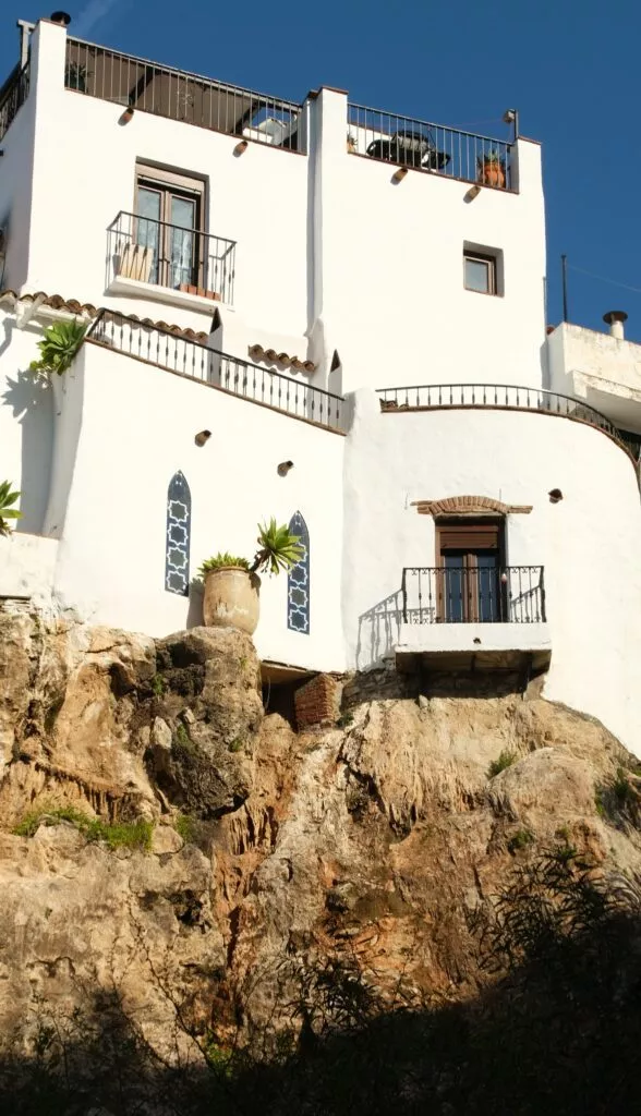 visit competa best things to see old white washed house in the village