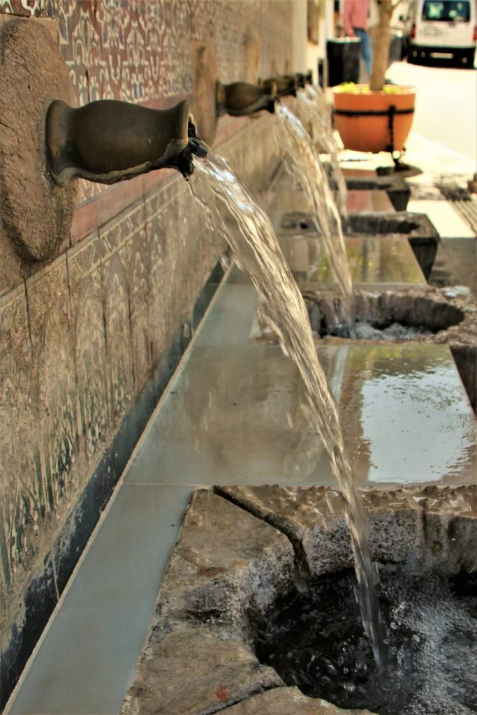 Alcaucin fuente de los 5 caños