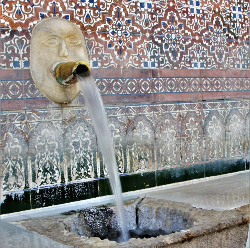 Alcaucin fuente de los 5 caños y leyenda