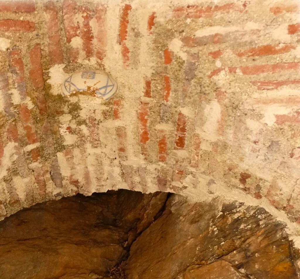 daimalos fuente arabe ceramica andalusi