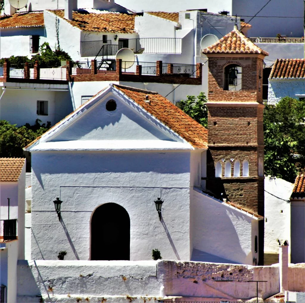 daimalos iglesia alminar