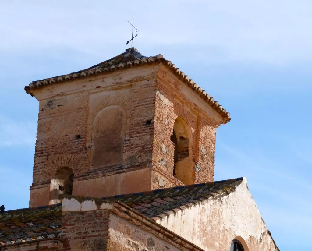 iglesia de benaque alminar