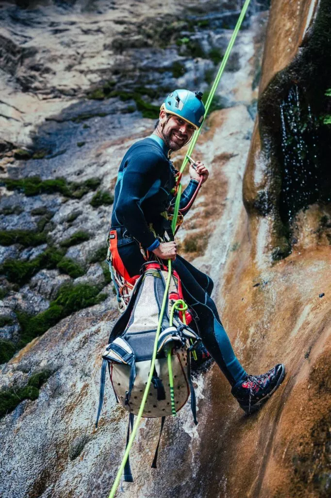 rio verde canyoning abseiling