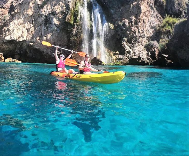 kayak à Nerja sur la costa del sol