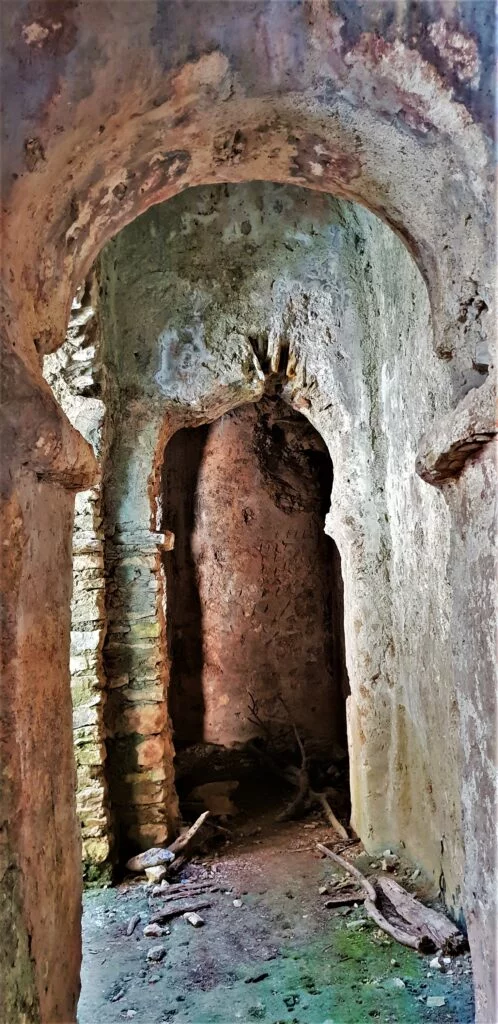 Comares, aljibe Mazmullar Randonnée autour de Malaga