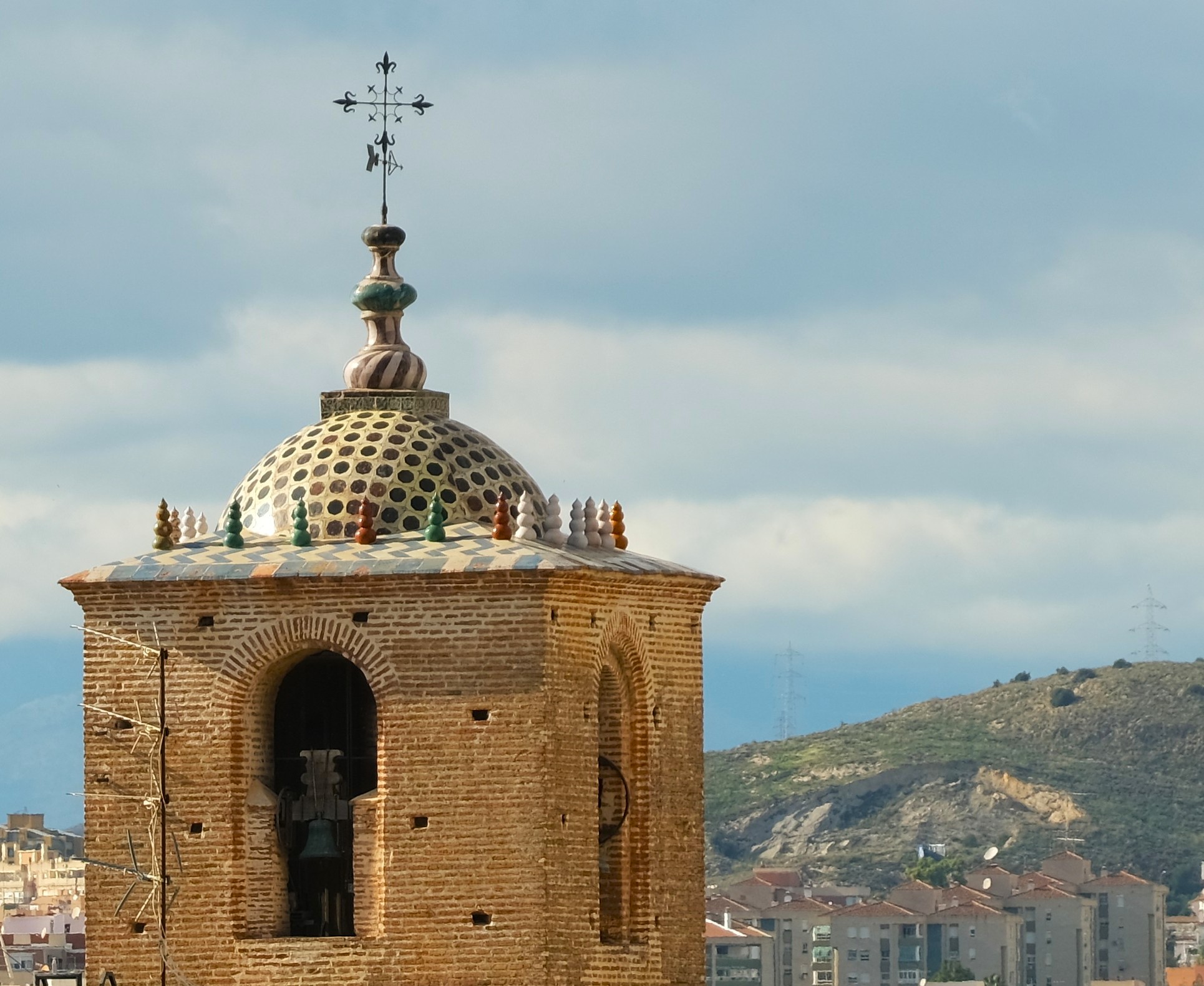 things-to-see-in-Malaga-in-2-days-santiago-tower-church