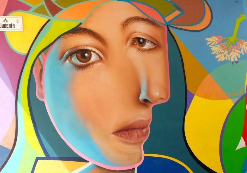 visitare malaga arte di strada vicino al museo di picasso