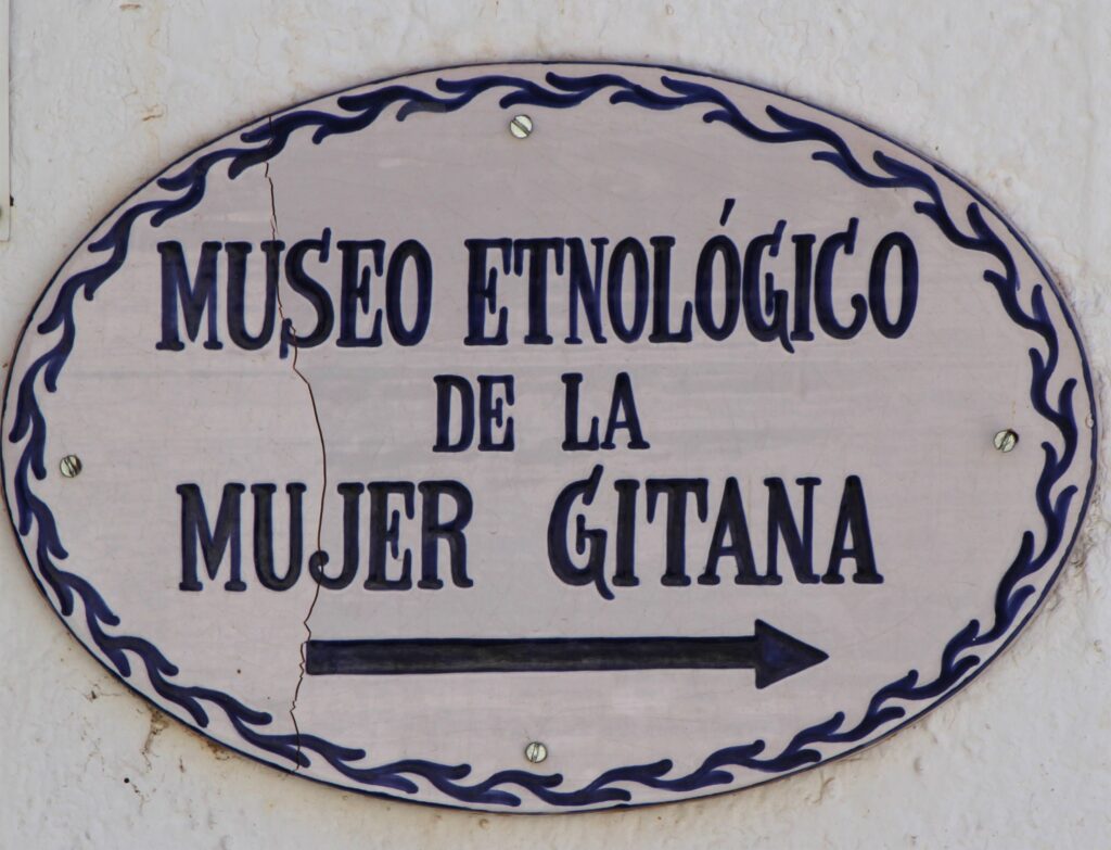 barrio-sacromonte-granada-museo-mujer-gitana