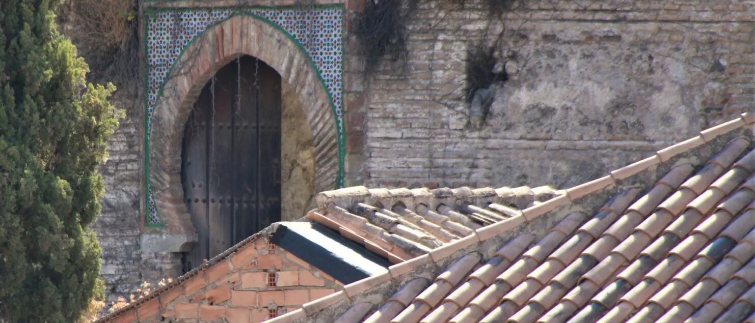 moorish-door-in-albaicin-granada