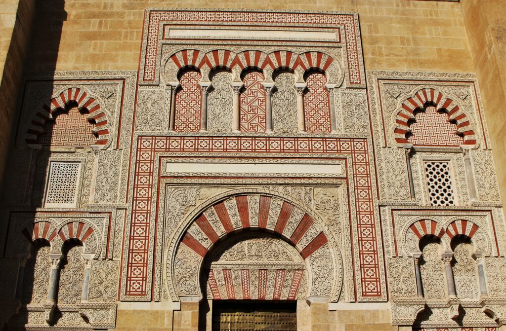 visiter-cordoue-facade-sculptee-de-la-mosquee-cathedrale