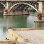 seville-insolite-et-secrete-le-pont-de-triana