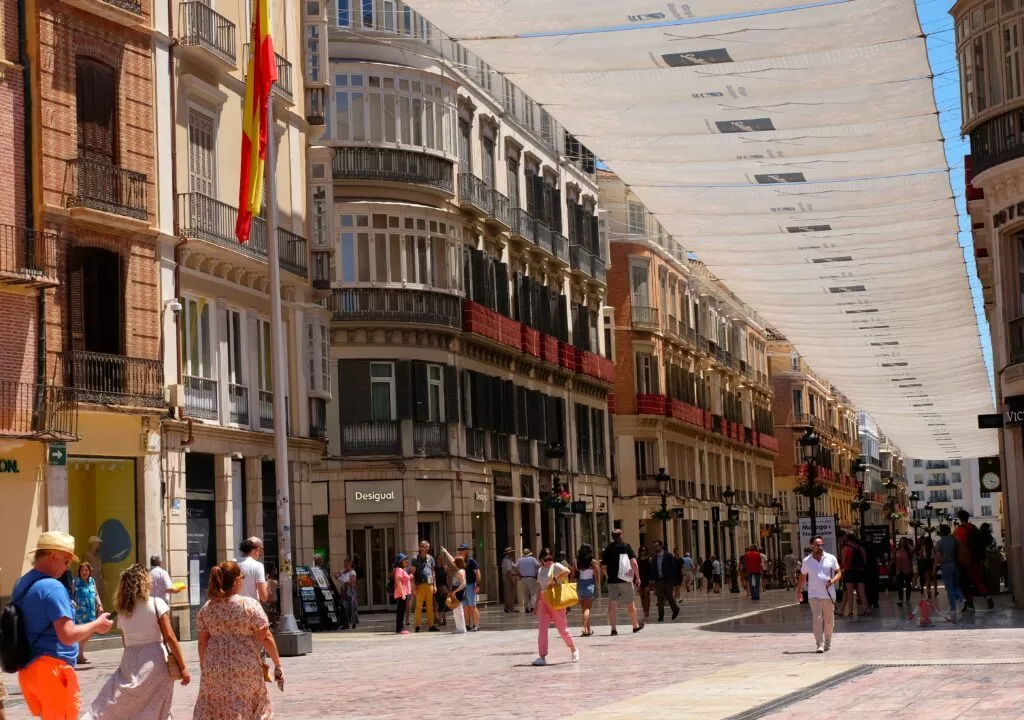 malaga-insolite-curiosites-rue-larios