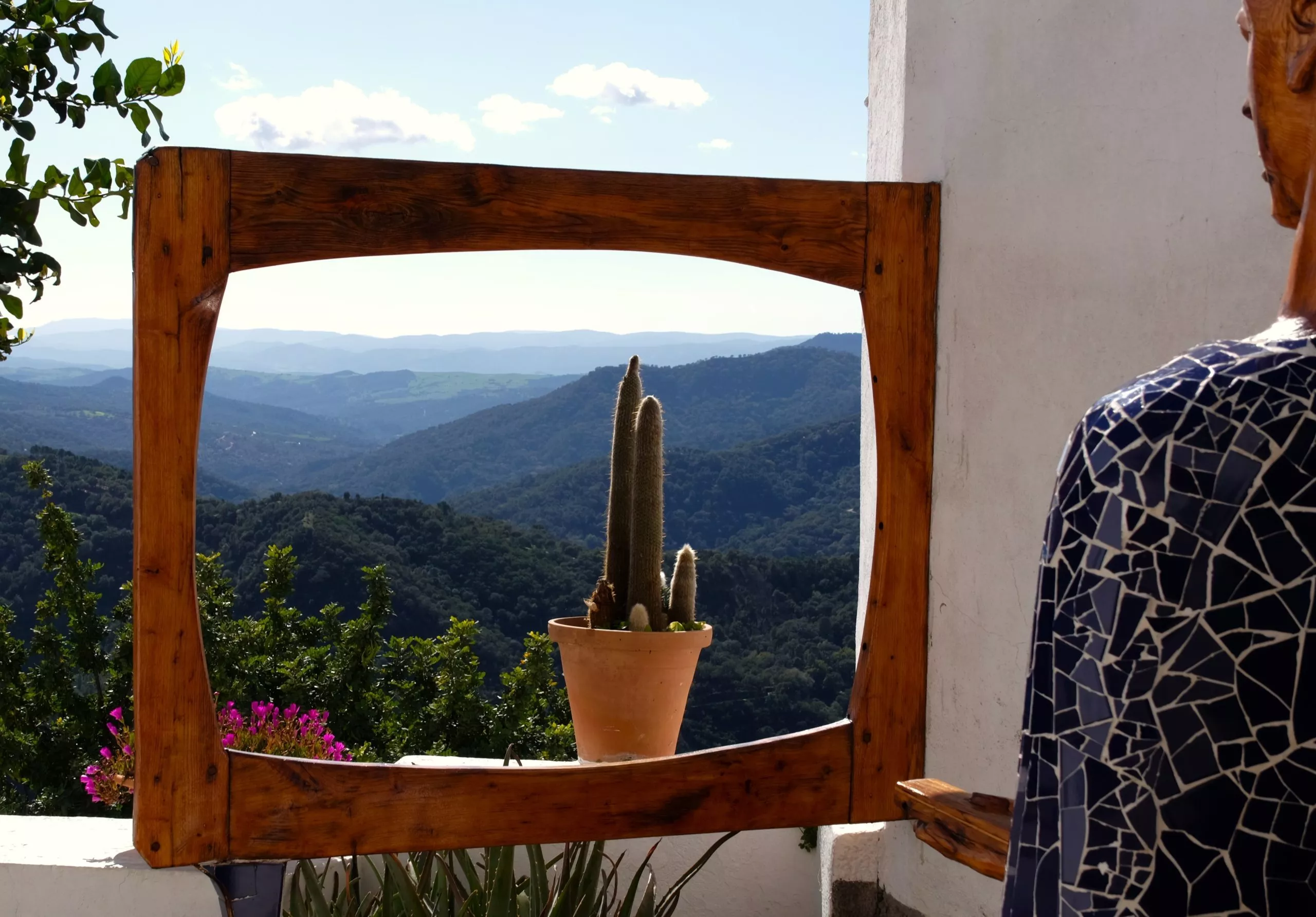 Qué ver en Genalguacil… por los hermosos jardines del Visir