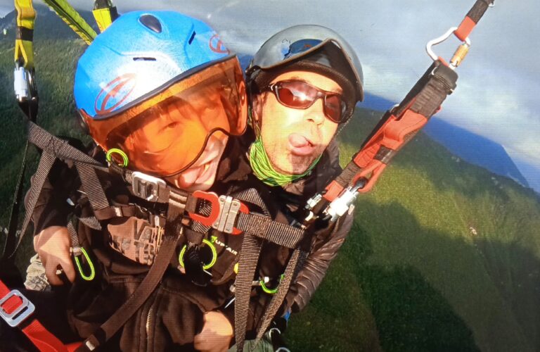 granada outdoor activities paragliging flight