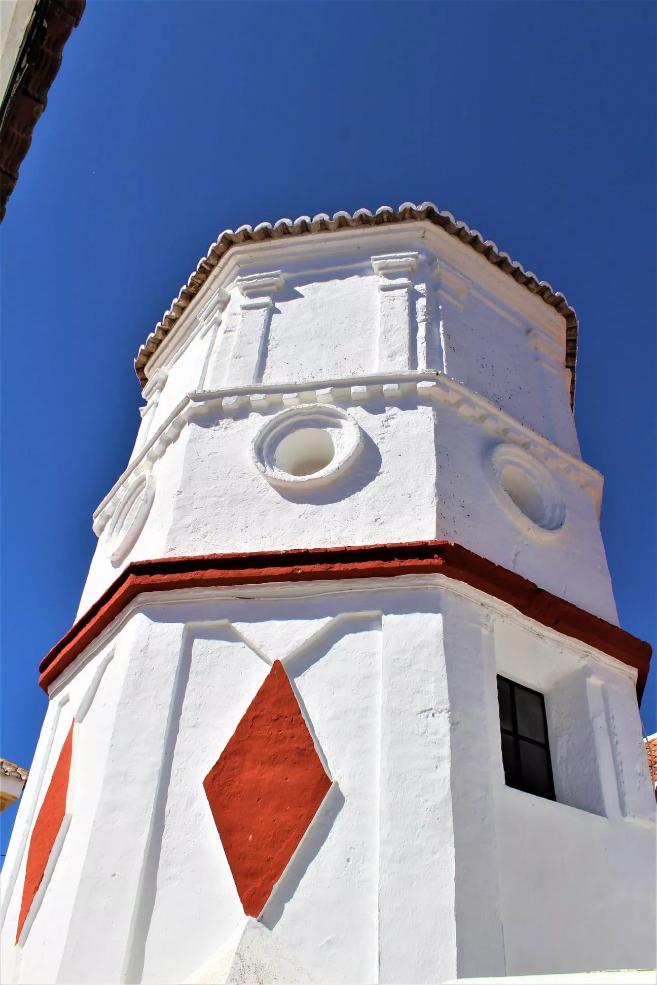 comares-que-ver-torre-campanaria-de-la-iglesia-de-la-Encarnacion