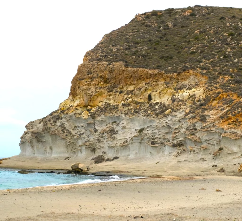 le spiagge e le calette più belle di cabo de gata la cala de enmedio