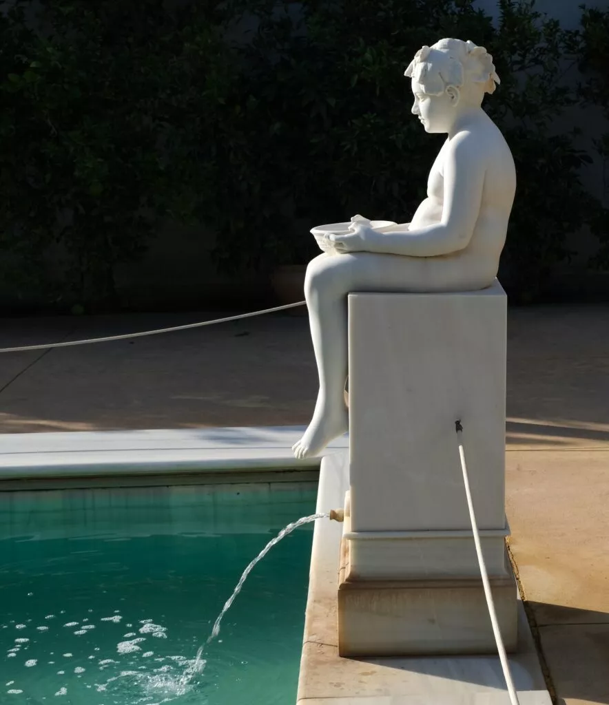 olula del rio sculpture patio du musee