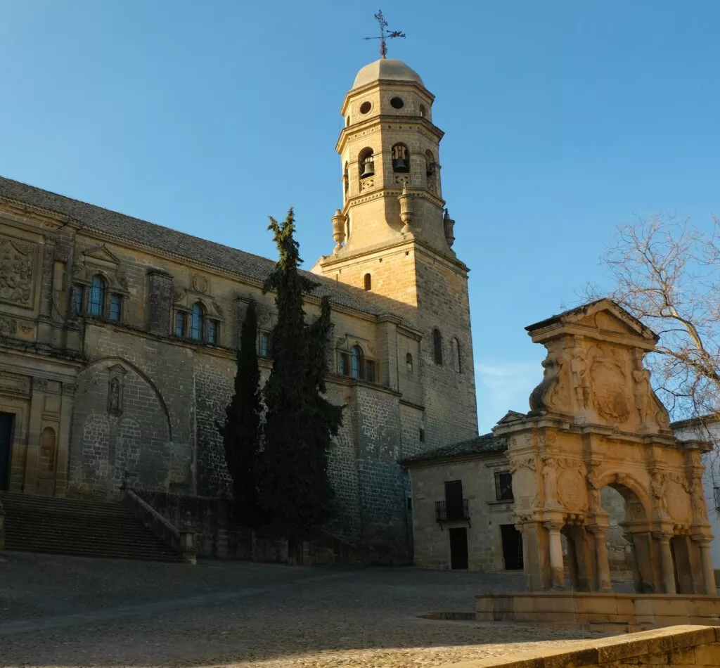 que voir et visiter a baeza la cathedrale de la nativite