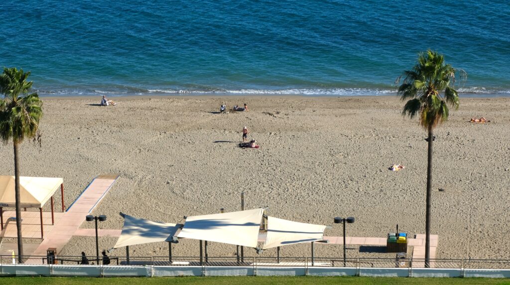 Fuengirola el castillo beach