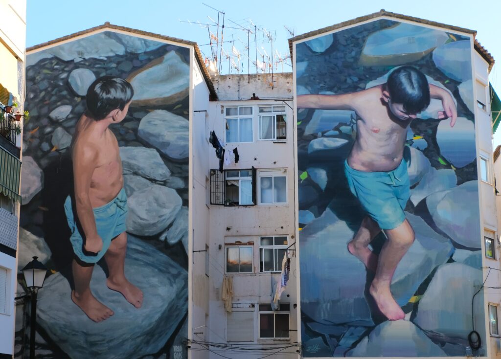 fuengirola barrio boquetillo mural de piedra en piedra artistas slim safont y wedo goas