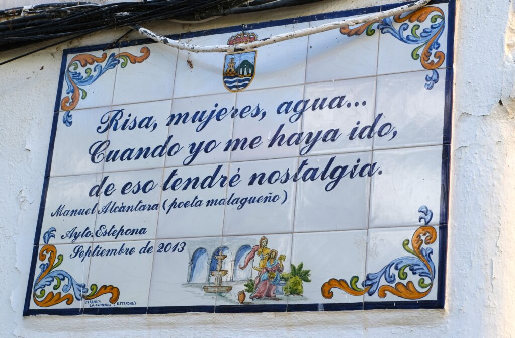 ruta de la poesia en estepona poema de manuel alcantara