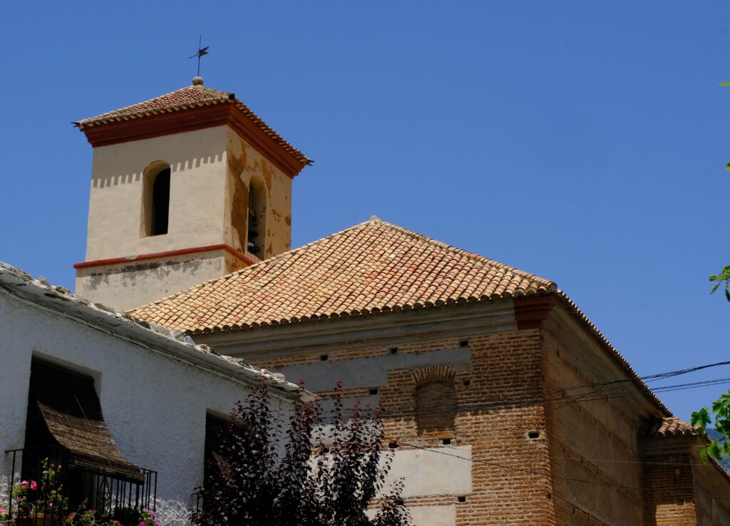 pampaneira things to see and do santa cruz church