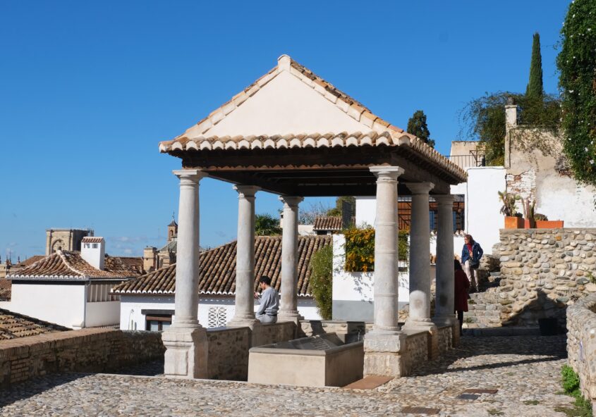 que ver en el barrio del realejo de granada carmen el lavadero puerta del sol