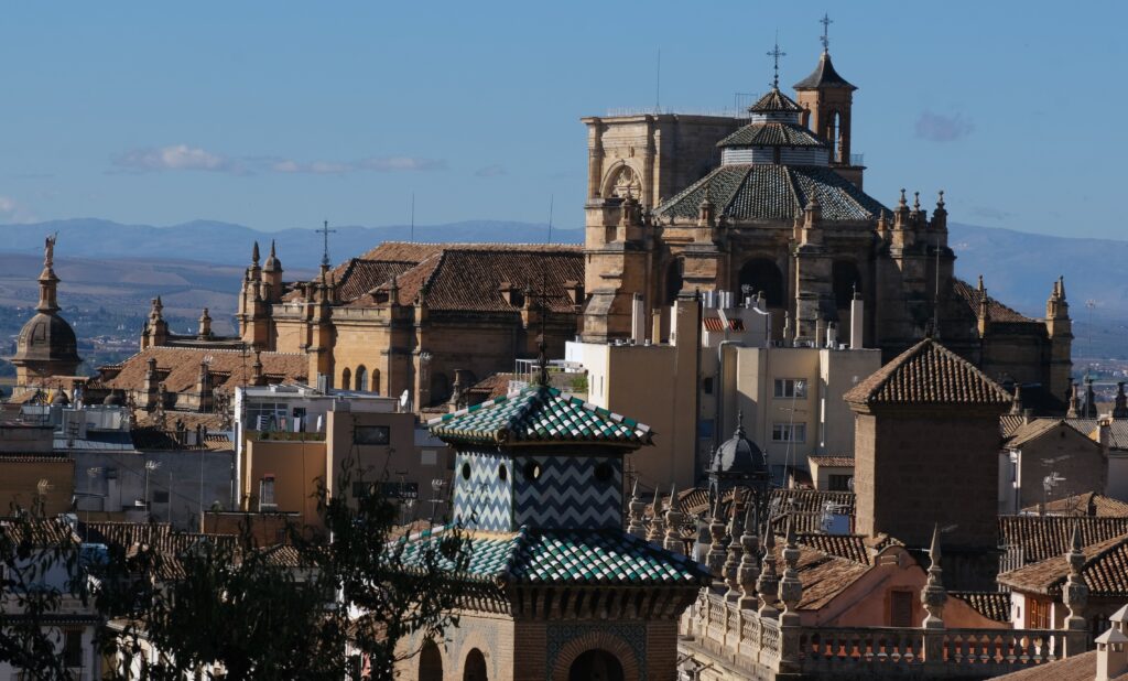 que ver en el barrio del realejo de granada vista de granada desde el barrio