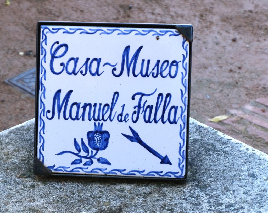 que visiter dans le quartier du realejo de grenade la maison musee de manuel de falla