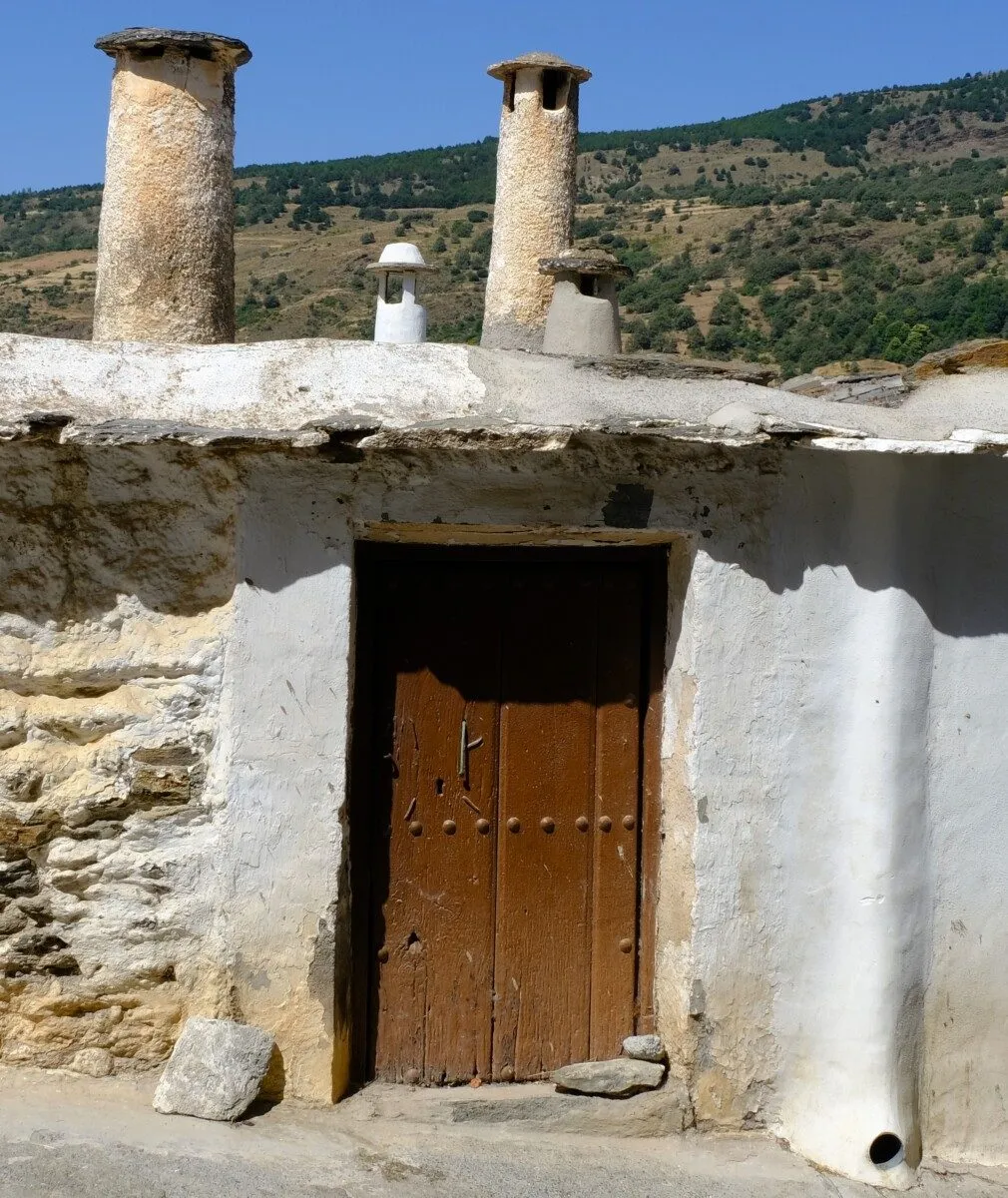 Capileira-village-in-alpujarra-typical-house